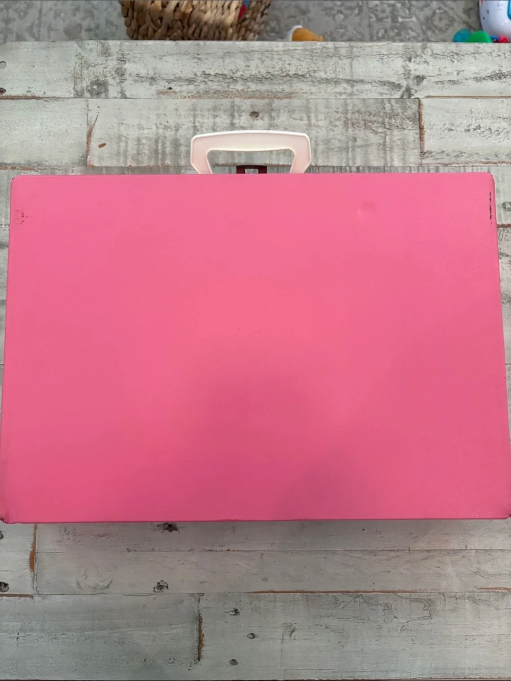 1984 Tara Toy Company American Beauty Barbie Carrying Case